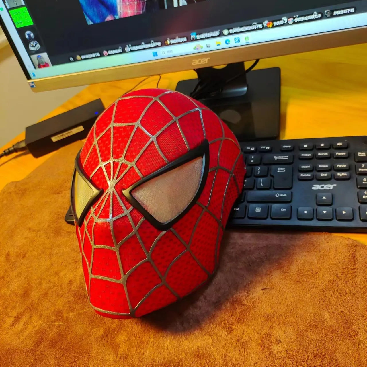 1:1 Tobey Spider-Man Venom Helmet Mask - Image 7